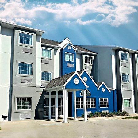 Microtel Inn & Suites By Wyndham Bluffs Council Bluffs Eksteriør bilde