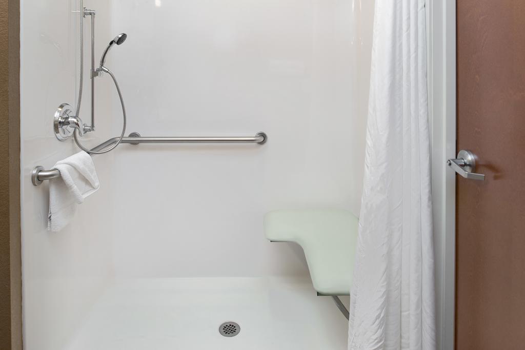 Microtel Inn & Suites By Wyndham Bluffs Council Bluffs Eksteriør bilde